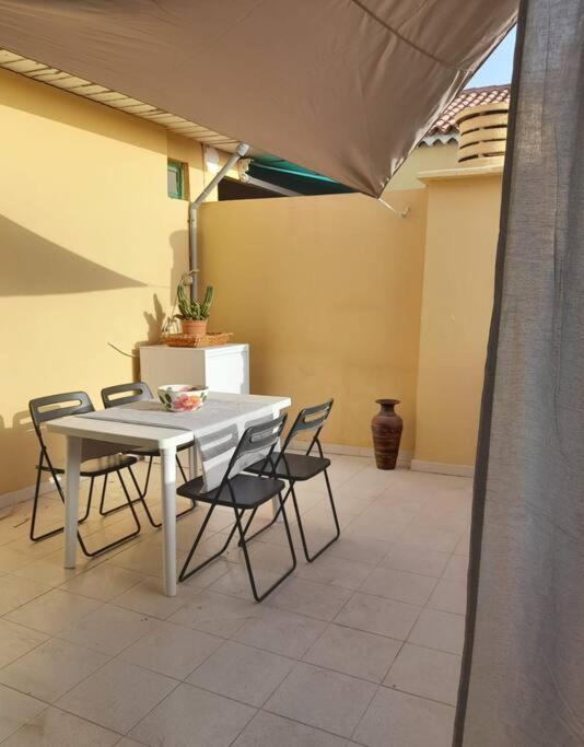 Amarilla Terrace Apartment Arona  Exterior foto