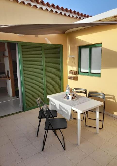 Amarilla Terrace Apartment Arona  Exterior foto